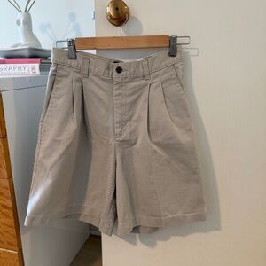 Lee Casuals Vintage Khaki Pleated Shorts ✨